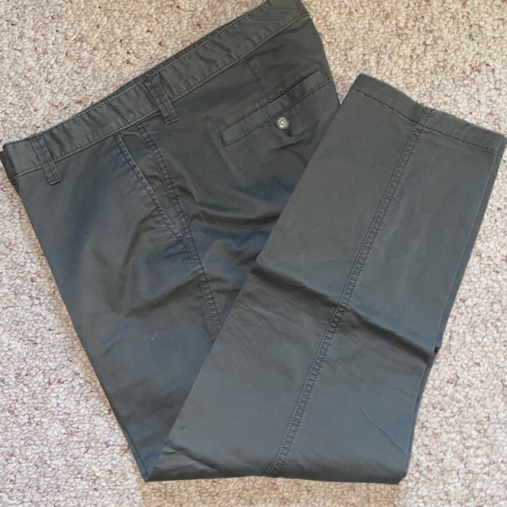 Gap girlfriend olive green khakis